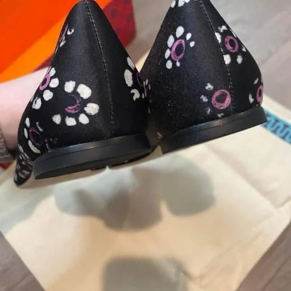 Tory Burch Black Floral Flats - Picture 2 of 7